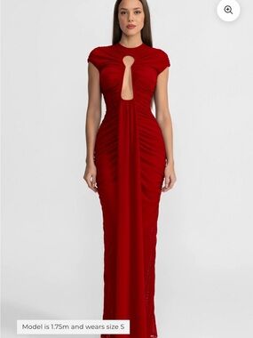 Red Ruched Keyhole Maxi Dress - Women